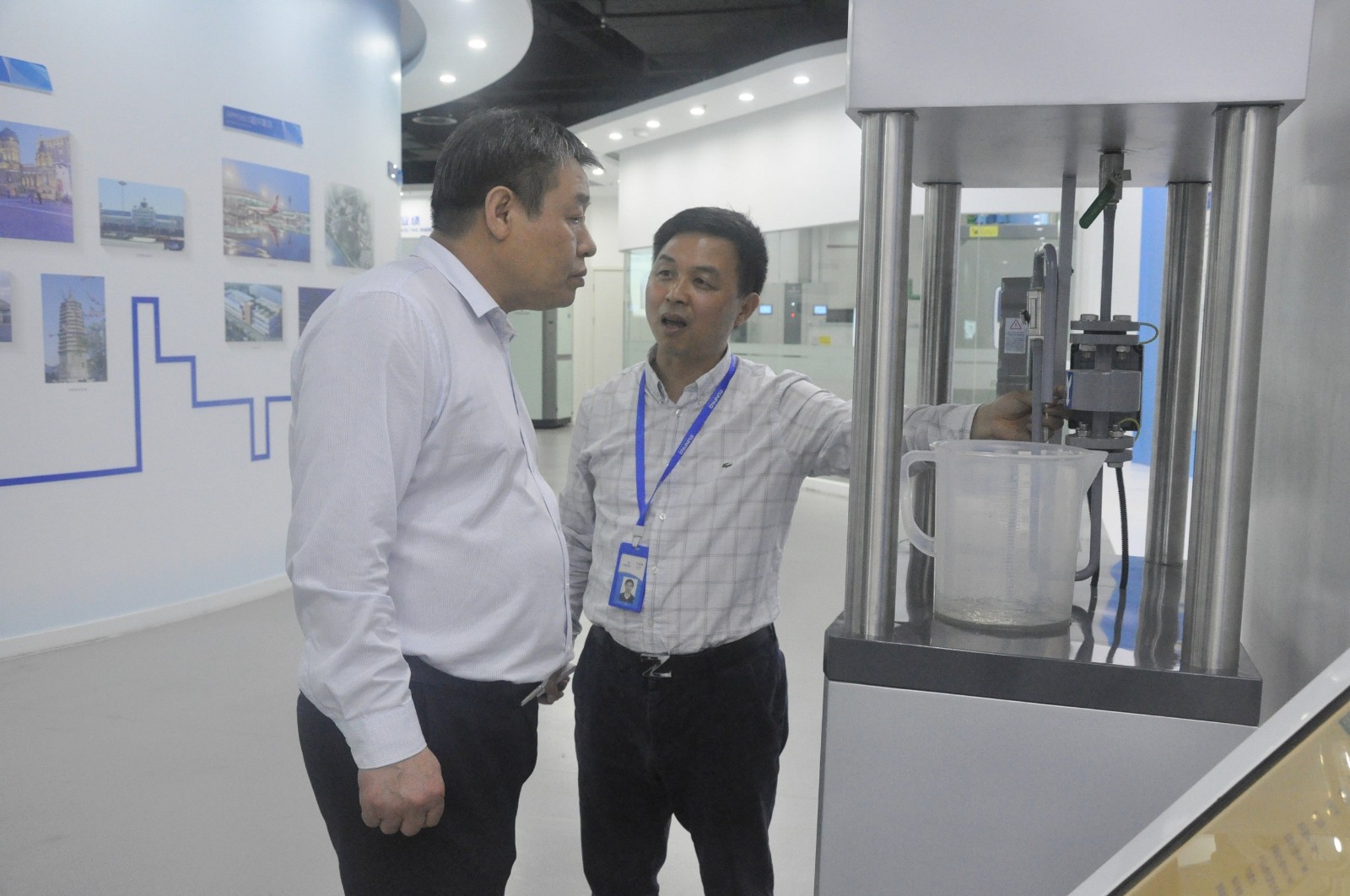 15584071309133064637.jpg d574444f1af60861ef19a99476285da.jpg