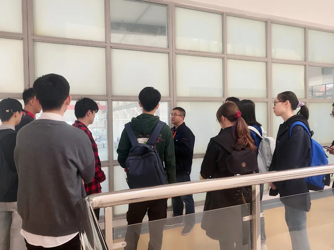 16358207364543299CB9.jpg 640.webp (3).jpg