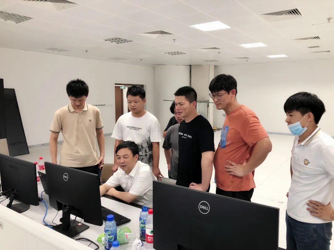 16605472623571634B8A.jpg 1.jpg