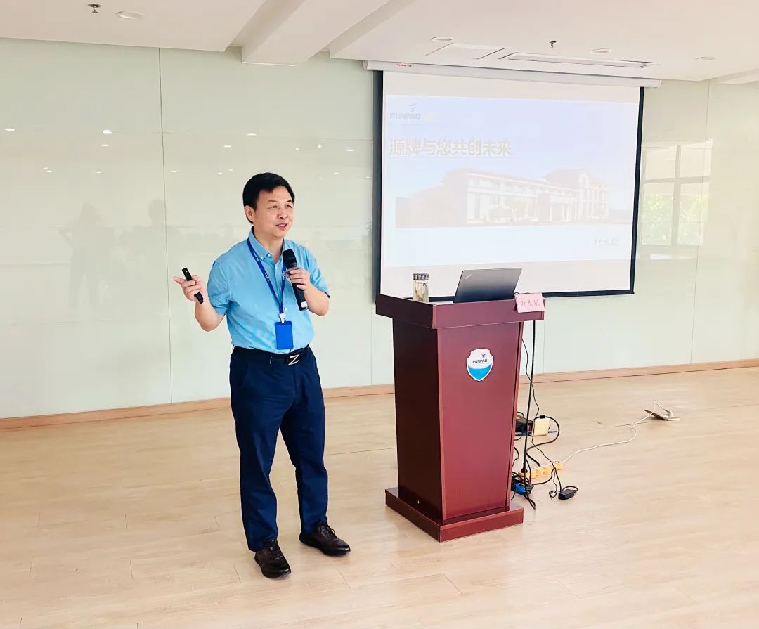 16613955641198433E56.jpg 4.jpg